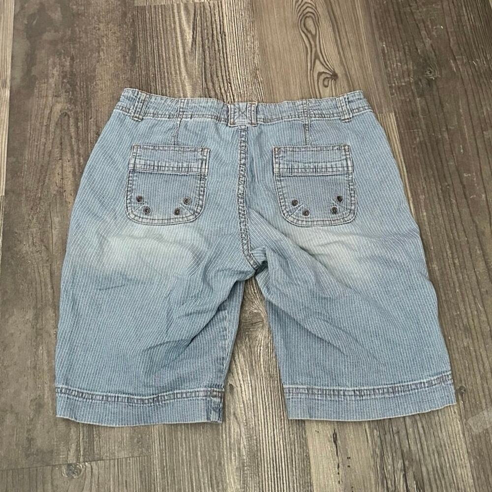 Personal Identity Blue Jean Striped Capri Shorts Denim View 2